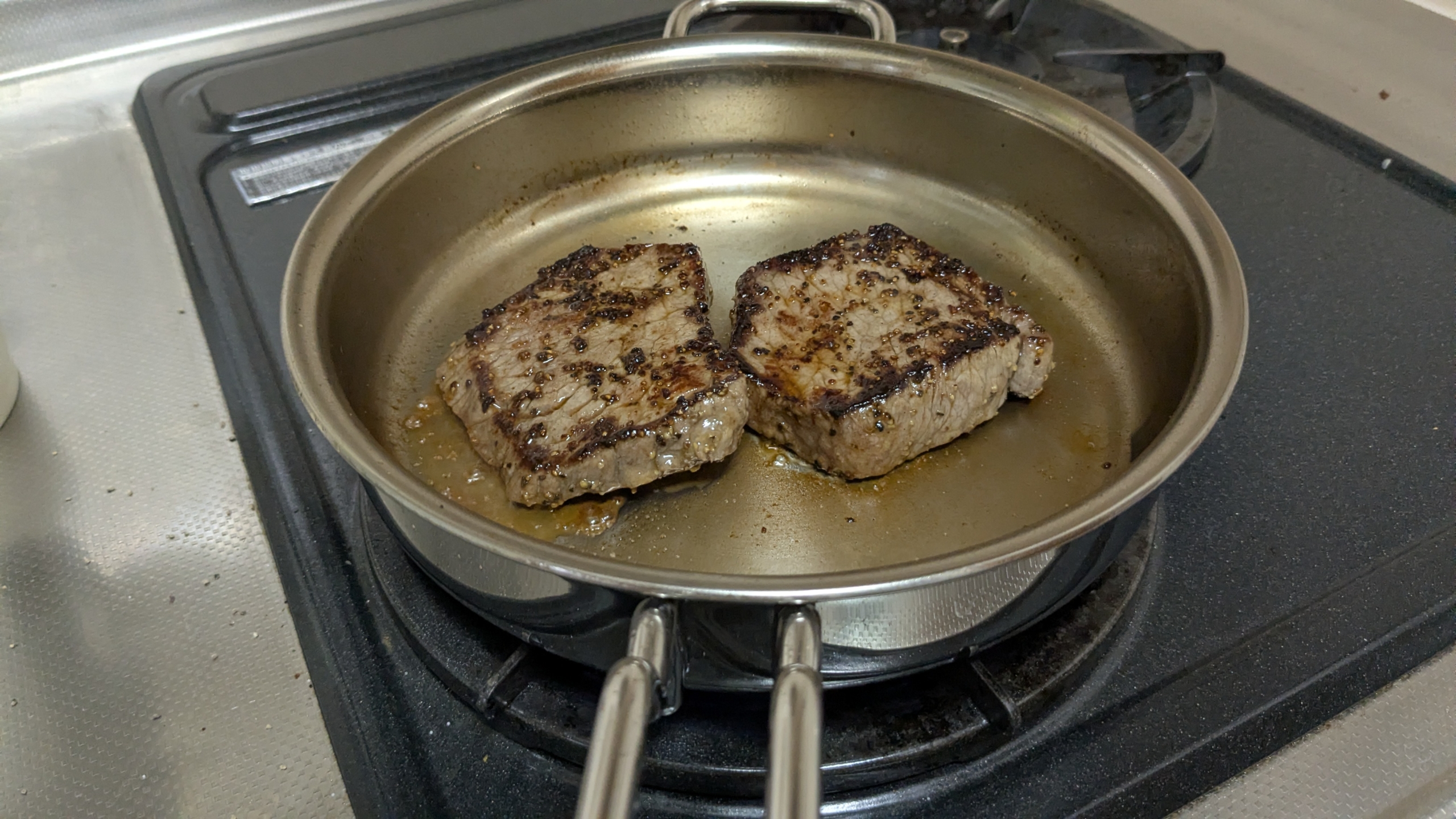 宮崎製作所のソテーパンでステーキを焼く | いいぞブログ